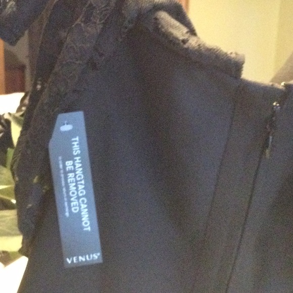 👗👗NWT Venus Bandage gown - Picture 4 of 7